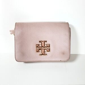 Tory Burch Women’s Britten Crossbody Bag Small Pink Detachable Strap Gold Detail